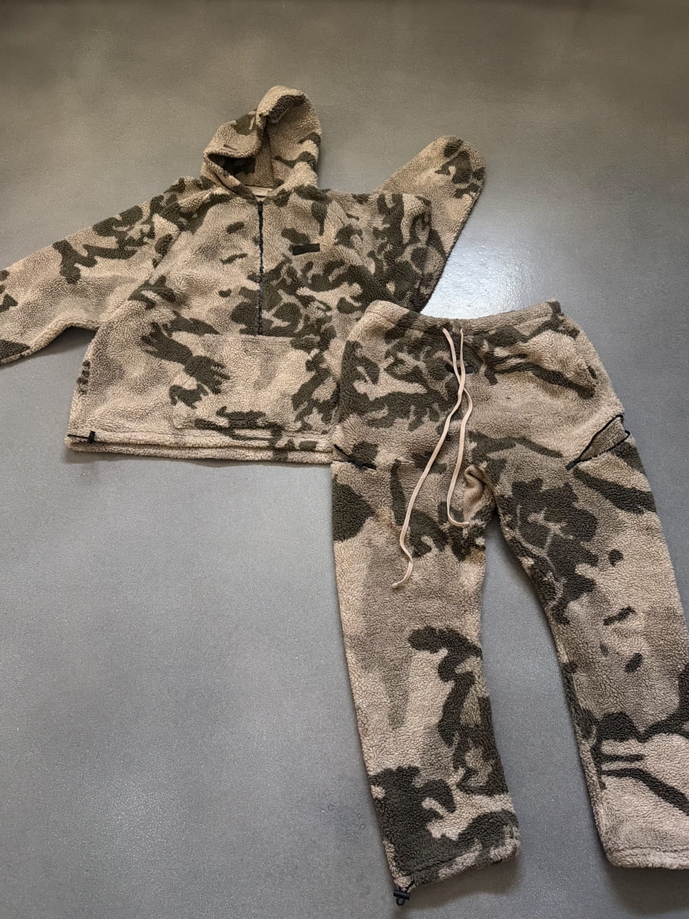 Essentials Fear of God Camo Polar Fleece Set Men's XL Hoodie Pants